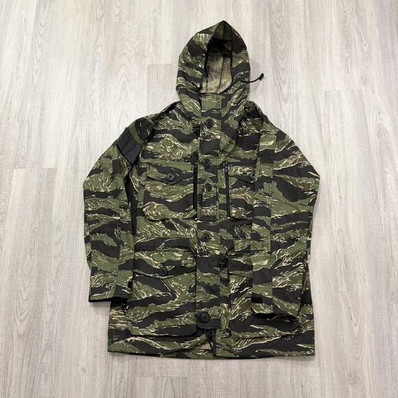 Kruschiki Co Tiger Striped Camo Jacket Men's Medium Green Hooded Parka Vietnam